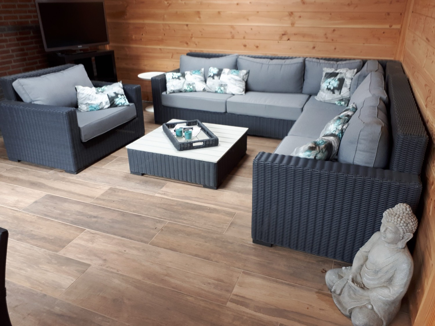 Keramische tegels in houtlook